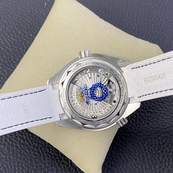 VS Factory Omega Seamaster Planet Ocean 600M “Tokyo 2020” White Dial Ceramic Bezel (522.33.40.20.04.001) — detail view 7
