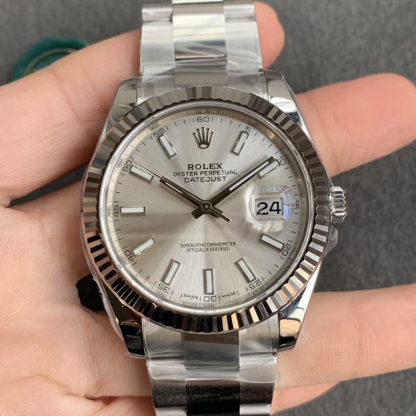 VS Factory Rolex Datejust 41mm Silver Sunburst Dial Fluted Bezel Oyster Bracelet (126334) — detail view 1