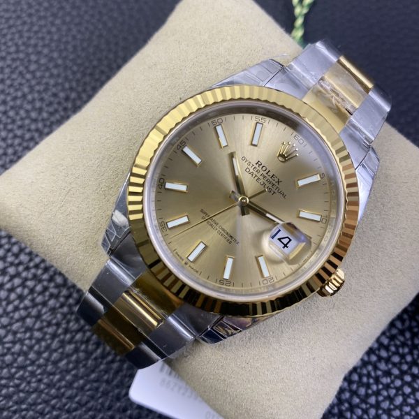 VS Factory Rolex Datejust 41mm Two-Tone Yellow Gold Champagne Sunburst Dial Fluted Bezel Oyster Bracelet… — detail view 3