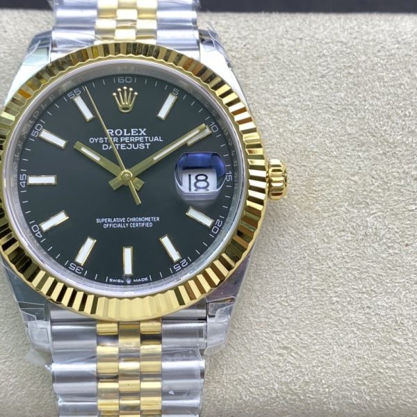 VS Factory Rolex Datejust 41mm Two-Tone Yellow Gold Green Dial Fluted Bezel Jubilee Bracelet (126333) — detail view 1