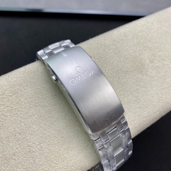 VS Factory Omega Seamaster Diver 300M “Nekton Edition” 42mm Black Wave Dial Titanium Bezel Stainless… — detail view 9