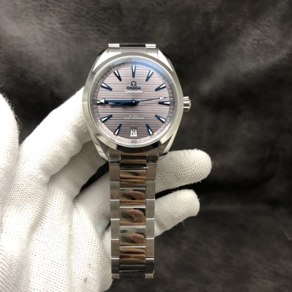 VS Factory Omega Seamaster Aqua Terra 150M 41mm Grey Dial Blue Hands (220.10.41.21.06.001) — detail view 2