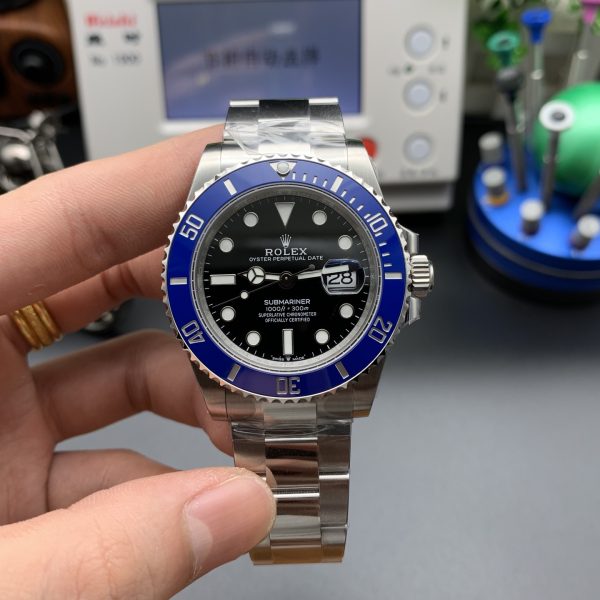 VS Factory Rolex Submariner Date “Cookie Monster” Blue Bezel 41mm (126619LB) — front product view