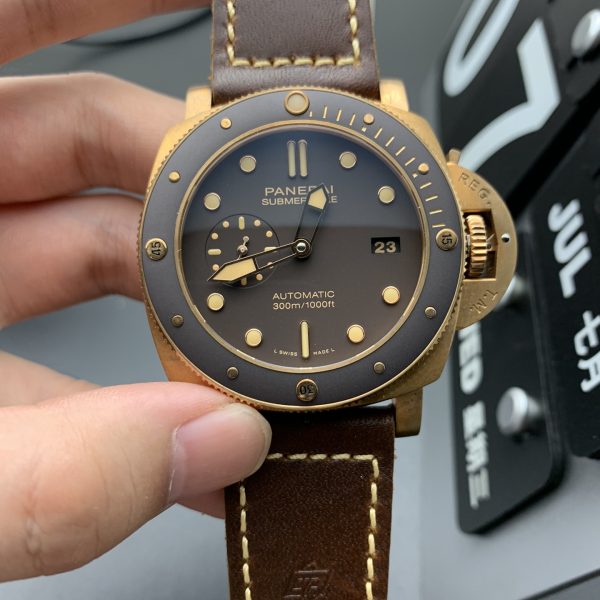 VS Factory Panerai Submersible Bronzo 47mm PAM00968 — front product view