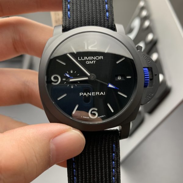 VS Factory Panerai Luminor GMT Ceramica “Bucherer Blue” PAM01176 — front product view