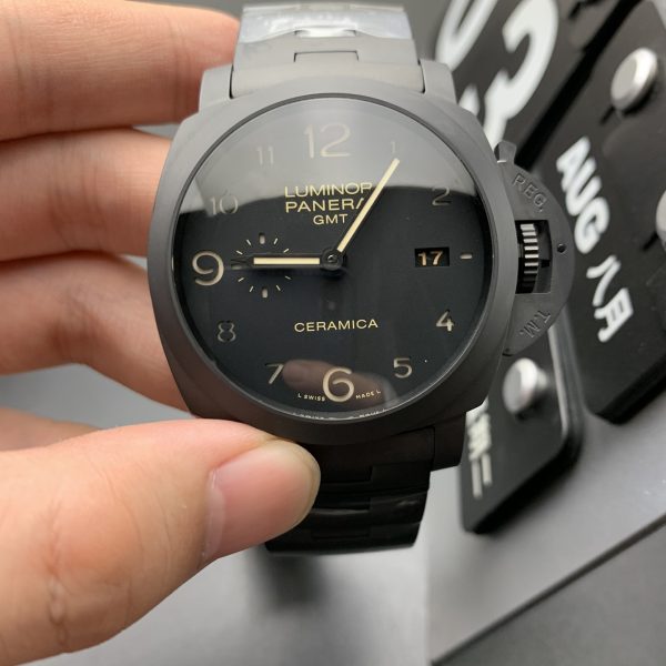 VS Factory Panerai Luminor 1950 “Tuttonero” GMT 44mm PAM00438 – DDP.9001/B — front product view