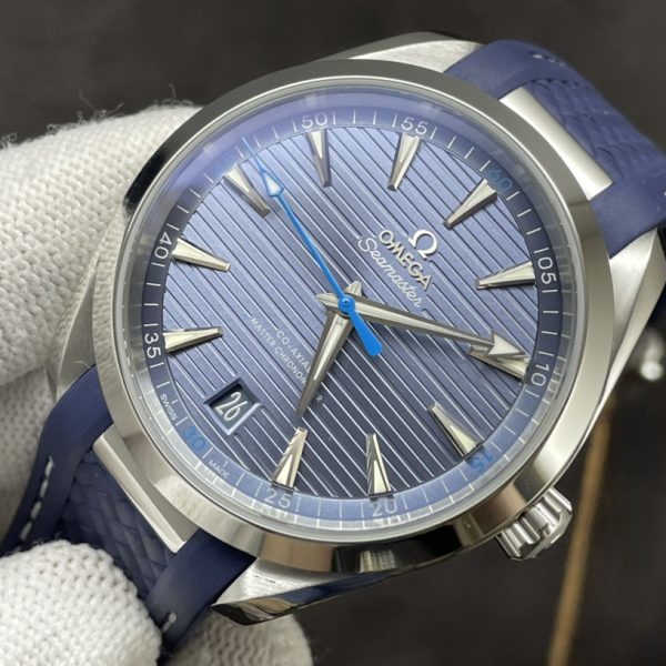 VS Factory Omega Seamaster Aqua Terra 150M 41mm Blue Dial Blue Rubber (220.12.41.21.03.002) — detail view 3