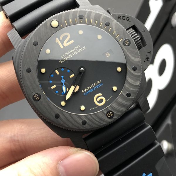 VS Factory Panerai Submersible 1950 Carbotech 47mm PAM00616 — detail view 3