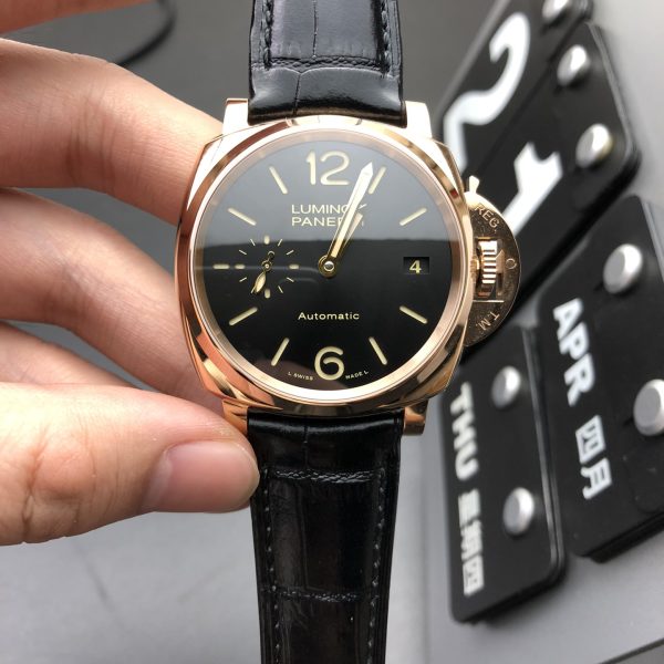 VS Factory Panerai Luminor Due Goldtech™ 42mm PAM01041 — front product view