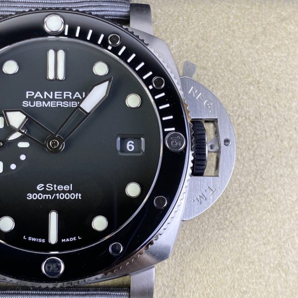 VS Factory Panerai Submersible QuarantaQuattro 44mm Grigio Roccia (PAM01288) — detail view 7