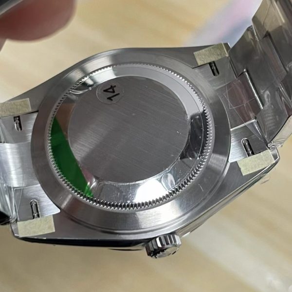 VS Factory Rolex Datejust 41mm Black Dial Smooth Bezel Oyster Bracelet (126300) — detail view 7