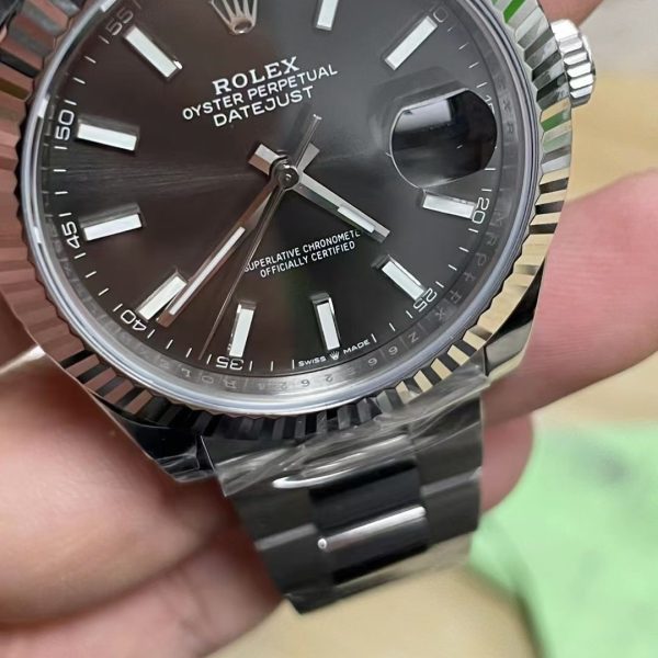 VS Factory Rolex Datejust 41mm Sunburst Slate Grey Dial Fluted Bezel Oyster Bracelet (126334) — detail view 4