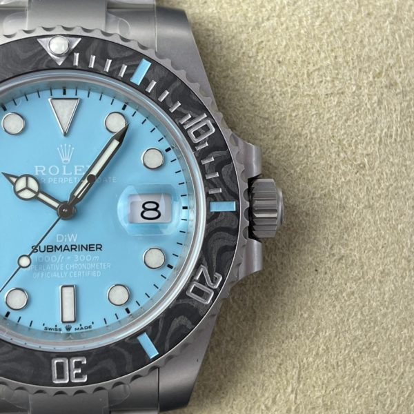 VS Factory Rolex Submariner Date “DiW Tiffany Blue” Carbon Bezel & Matte Case — detail view 1