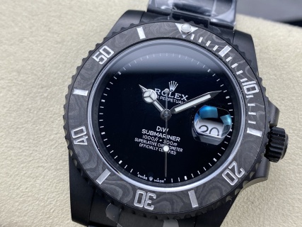 VS Factory Rolex Submariner Date “DiW Stealth Black” PVD & Carbon Bezel — detail view 4