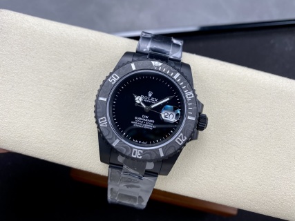 VS Factory Rolex Submariner Date “DiW Stealth Black” PVD & Carbon Bezel — detail view 3
