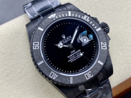 VS Factory Rolex Submariner Date “DiW Stealth Black” PVD & Carbon Bezel — detail view 2