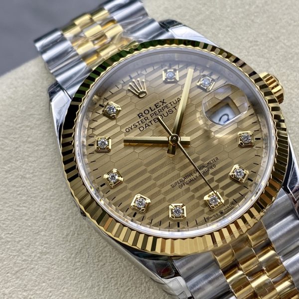VS Factory Rolex Datejust 36 Two-Tone Yellow Gold Golden Fluted Motif Diamond Dial (126233) — detail view 3
