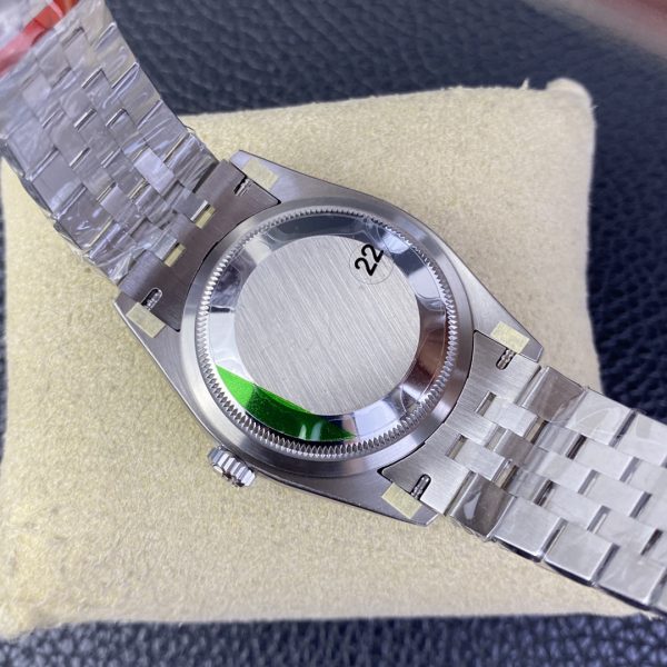 VS Factory Rolex Datejust 36mm Blue Fluted Motif Diamond Dial Jubilee Bracelet (126234) — detail view 8