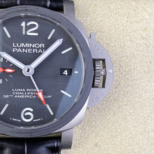 VS Factory Panerai Luminor Luna Rossa GMT 44mm PAM01036 – DDP.9010/GMT — detail view 3