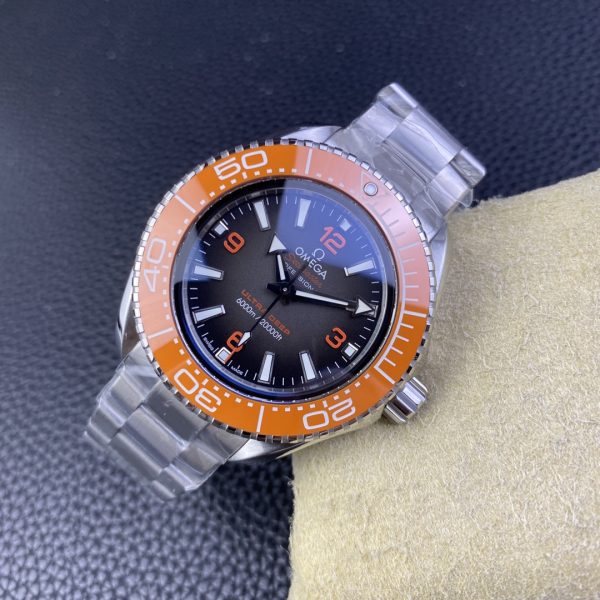 VS Factory Omega Seamaster Ultra Deep 45.5mm Orange Bezel Grey Dial (215.30.46.21.06.001) — detail view 5