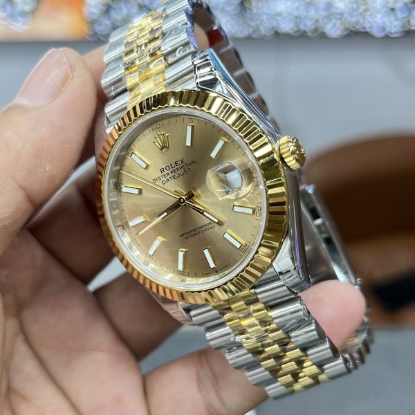 VS Factory Rolex Datejust 41mm Two-Tone Yellow Gold Champagne Dial Fluted Bezel Jubilee Bracelet (126333) — detail view 4