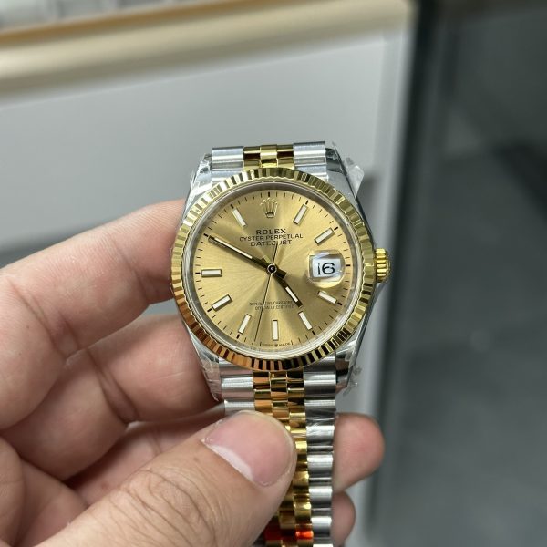 VS Factory Rolex Datejust 36mm Two-Tone Yellow Gold Sunburst Champagne Dial Jubilee Bracelet (126233) — front product view