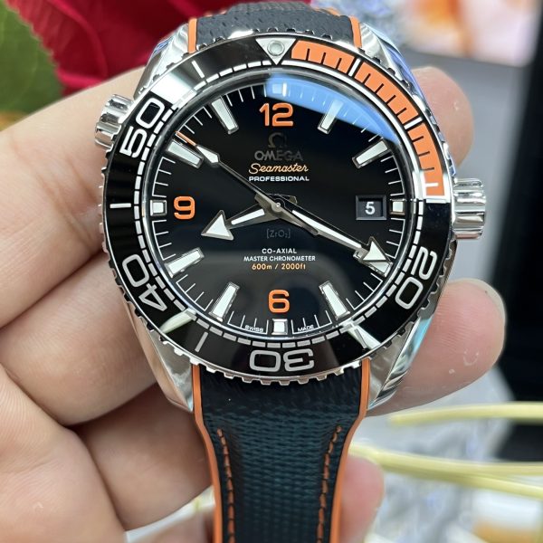 VS Factory Omega Seamaster Planet Ocean 600M 43.5mm Black/Orange Dial (215.32.44.21.01.001) — detail view 4