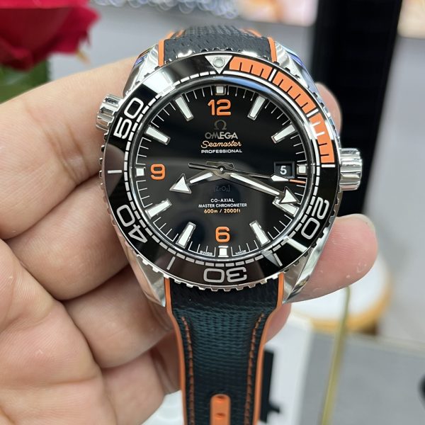 VS Factory Omega Seamaster Planet Ocean 600M 43.5mm Black/Orange Dial (215.32.44.21.01.001) — front product view