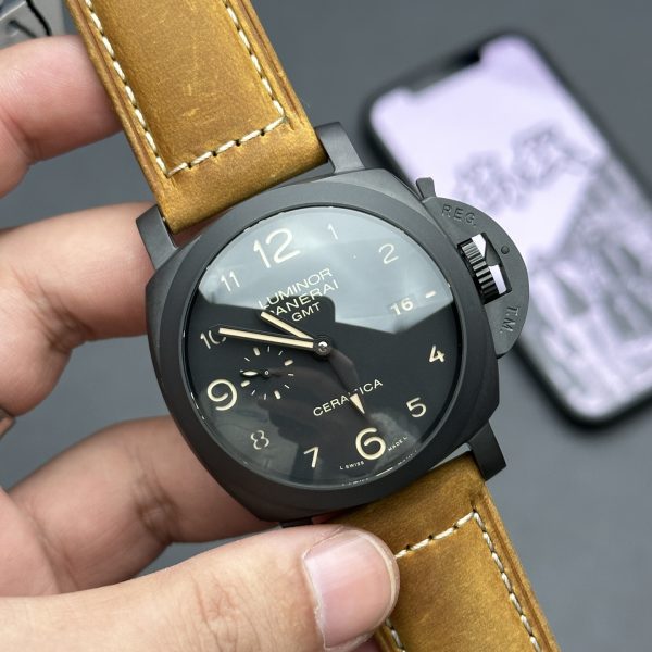 VS Factory Panerai Luminor 1950 GMT Ceramica 44mm PAM00441 — detail view 2