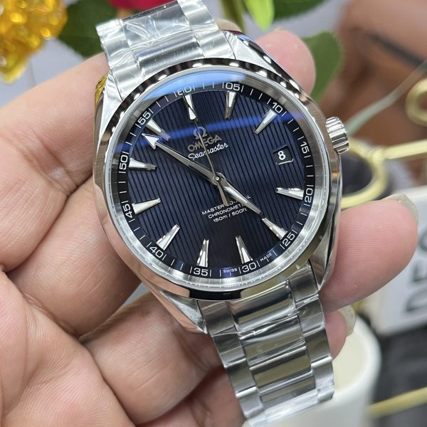 VS Factory Omega Seamaster Aqua Terra 150M 41.5mm Blue Vertical Teak Dial (231.10.42.21.03.003) — detail view 3