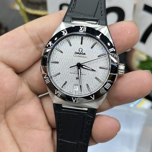 VS Factory Omega Constellation 41mm Steel Black Ceramic Bezel Silver Silk Dial (131.33.41.21.06.001) — detail view 3