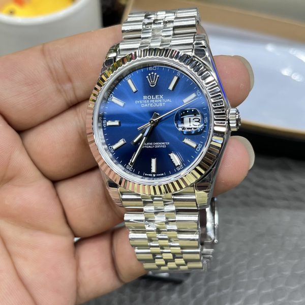 VS Factory Rolex Datejust 41mm Blue Sunburst Dial Fluted Bezel Jubilee Bracelet (126334) — detail view 2