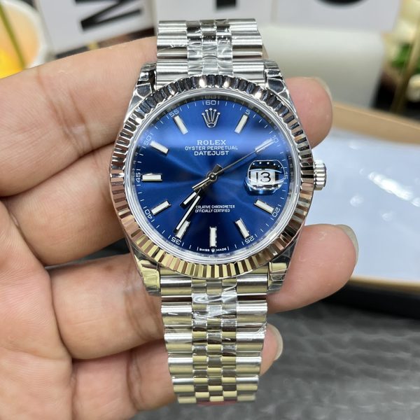 VS Factory Rolex Datejust 41mm Blue Sunburst Dial Fluted Bezel Jubilee Bracelet (126334) — front product view
