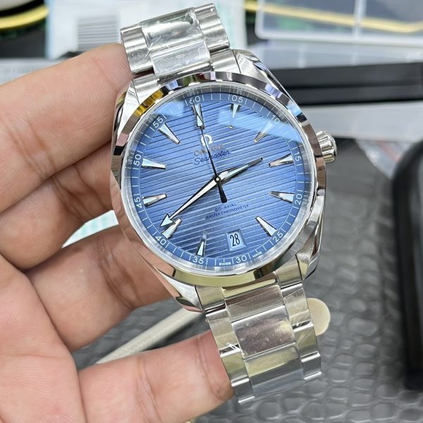 VS Factory Omega Seamaster Aqua Terra 150M 41mm “Summer Blue” 75th Anniversary (220.10.41.21.03.005) — detail view 3