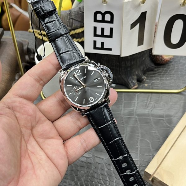VS Factory Panerai Luminor Due 42mm Grey Dial Black Leather Strap Smooth Bezel (PAM01250) — detail view 3