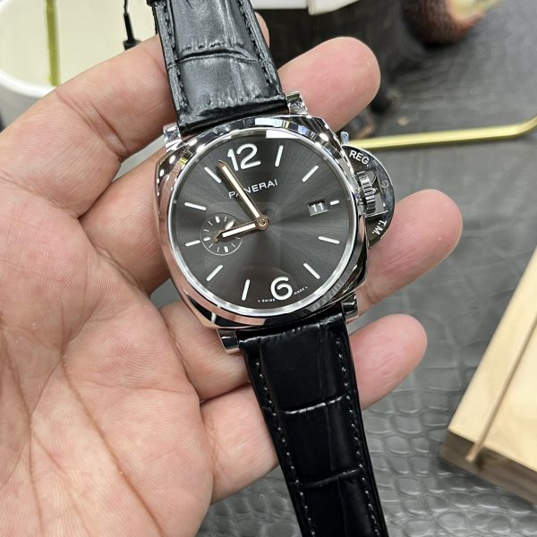 VS Factory Panerai Luminor Due 42mm Grey Dial Black Leather Strap Smooth Bezel (PAM01250) — detail view 8
