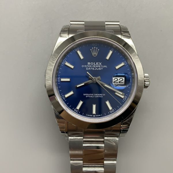 VS Factory Rolex Datejust 41mm Blue Sunburst Dial Smooth Bezel Oyster Bracelet (126300) — front product view