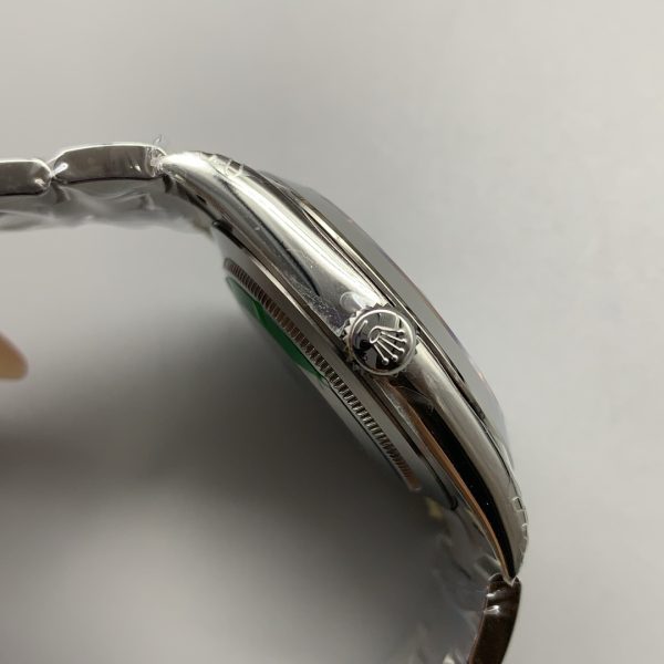 VS Factory Rolex Datejust 41mm Blue Sunburst Dial Smooth Bezel Oyster Bracelet (126300) — detail view 4