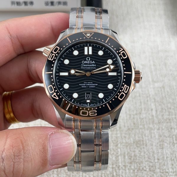 VS Factory Omega Seamaster Diver 300M 42mm Two-Tone 18K Sedna Gold Black Wave Dial (210.20.42.20.01.001) — front product view