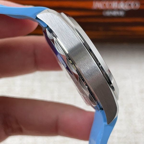 VS Factory Omega Seamaster Aqua Terra 150M 41mm Summer Blue Teak Dial Smooth Bezel Light Blue Rubber… — detail view 4