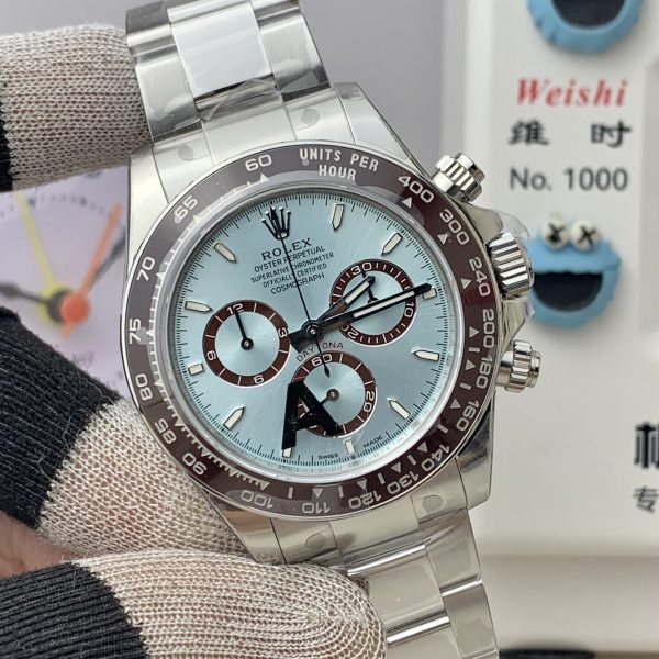 VS Factory Rolex Cosmograph Daytona “Ice Blue” Platinum (126506) — detail view 2