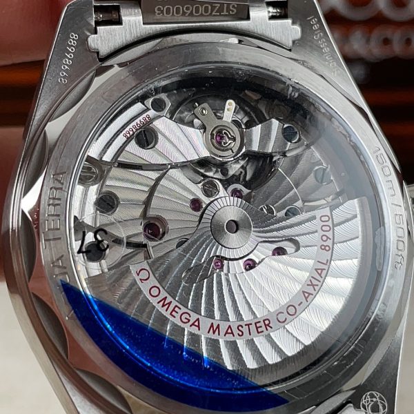 VS Factory Omega Seamaster Aqua Terra 150M 41mm Blue Dial Light Blue Accents (220.10.41.21.03.002) — detail view 3
