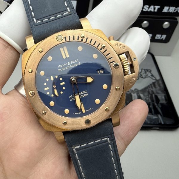VS Factory Panerai Submersible 42mm Blue Dial Luminous Hour Markers and Dots Bronze Bezel (PAM01074) — detail view 3