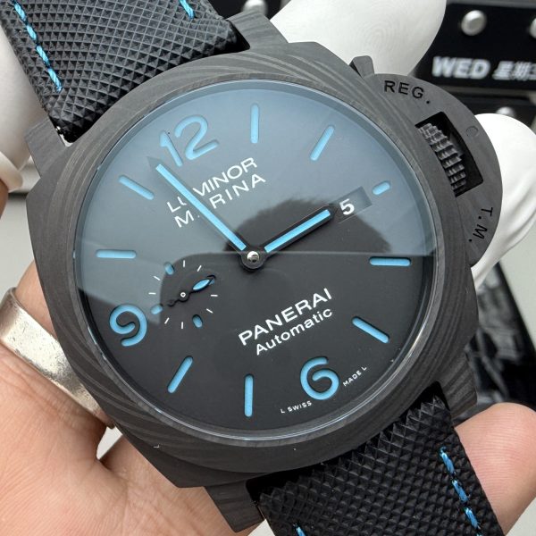 VS Factory Panerai Luminor Marina Carbotech 44mm PAM01661 — detail view 3