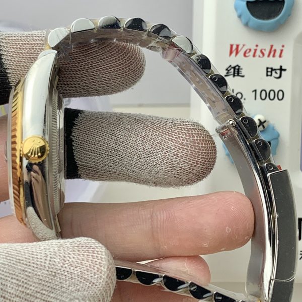 VS Factory Rolex Datejust 36mm Two-Tone Yellow Gold Black Diamond Dial Jubilee Bracelet (126233) — detail view 5