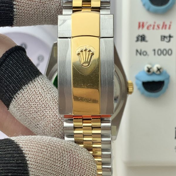 VS Factory Rolex Datejust 36mm Two-Tone Yellow Gold Black Diamond Dial Jubilee Bracelet (126233) — detail view 6