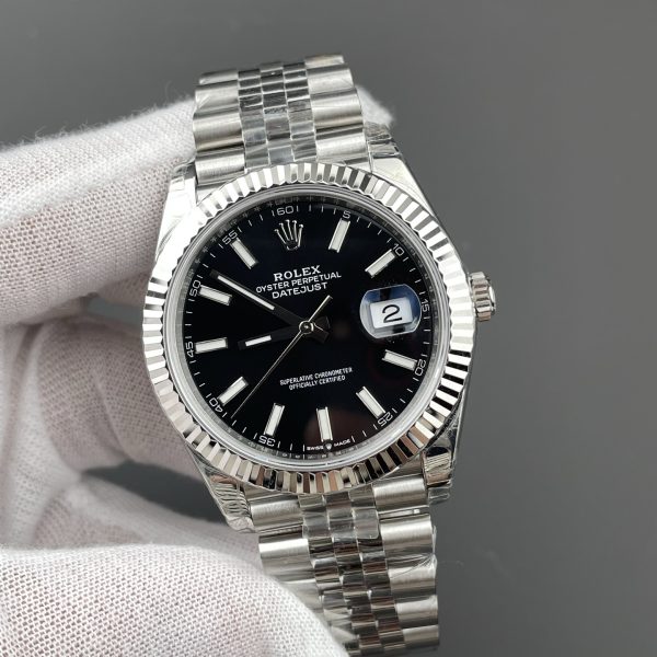 VS Factory Rolex Datejust 41mm Deep Black Dial Fluted Bezel Jubilee Bracelet (126334) — detail view 4