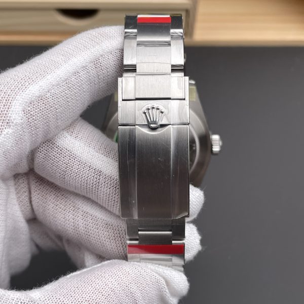 VS Factory Rolex Explorer 40mm Black “3-6-9” Dial Smooth Bezel Oyster Bracelet (224270) — detail view 8