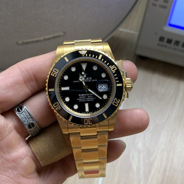 VS Factory Rolex Submariner Date “Solid Gold Black” 41mm (126618LN) — front product view