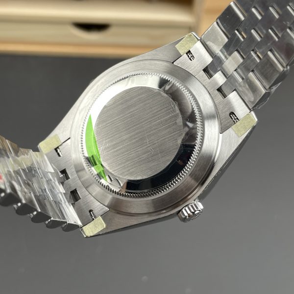VS Factory Rolex Datejust 41mm Slate Grey”Wimbledon” Dial Fluted Bezel Jubilee Bracelet (126334) — detail view 8